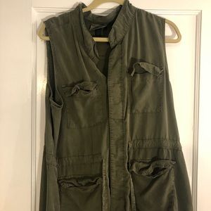 Green utility vest